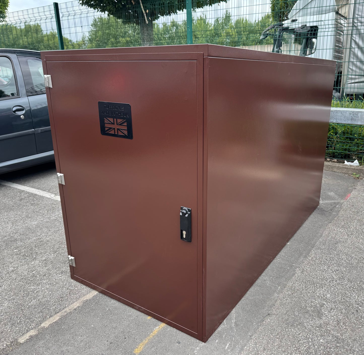 Bi-Bike Locker