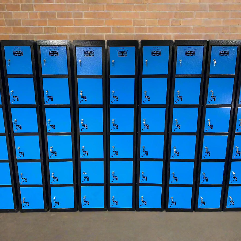Powerbank - Power Tool Charging Locker for 12 tools