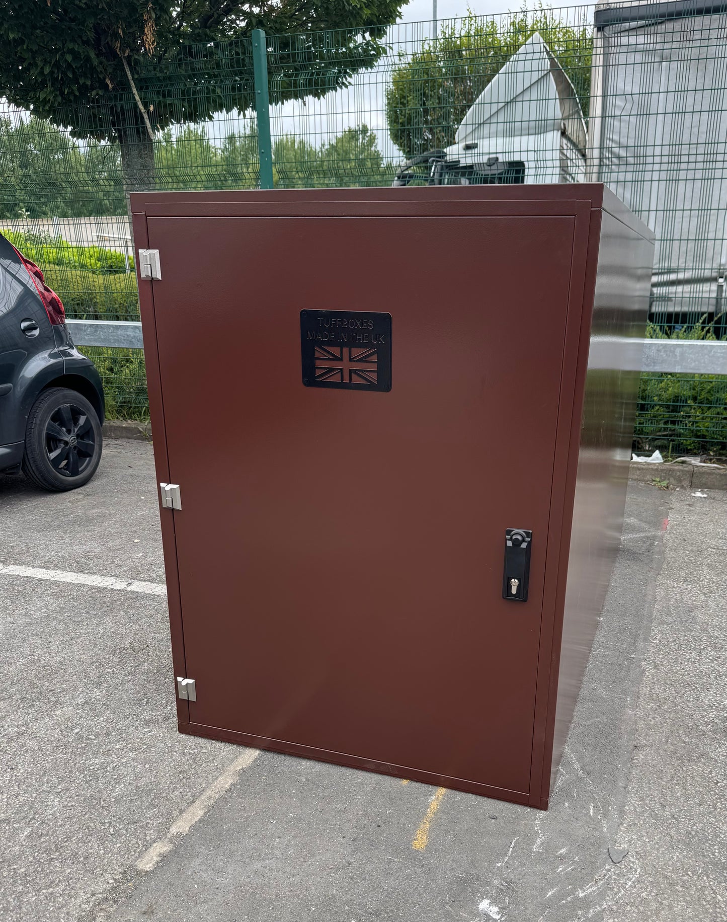 Bi-Bike Locker