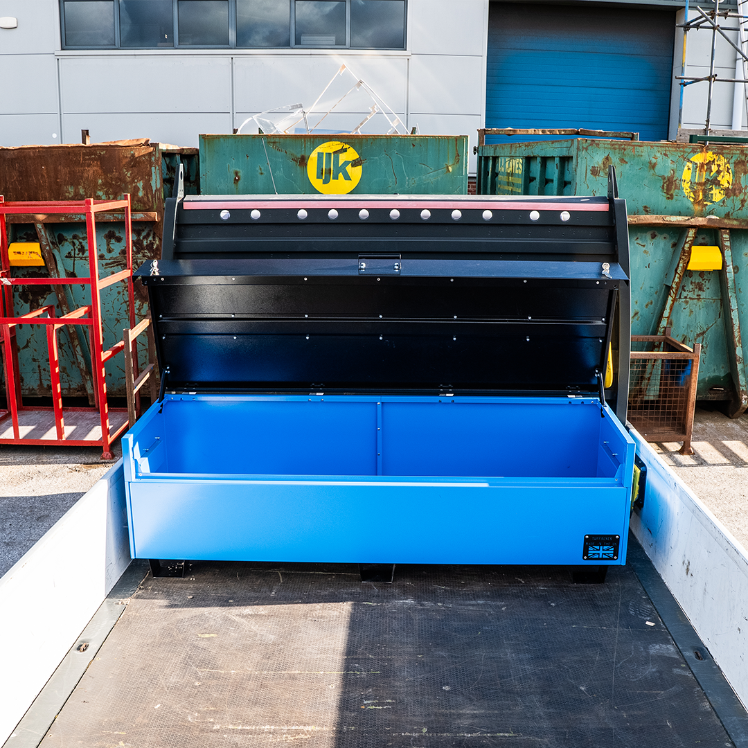 Hertz Flatbed Outback Tool Chest